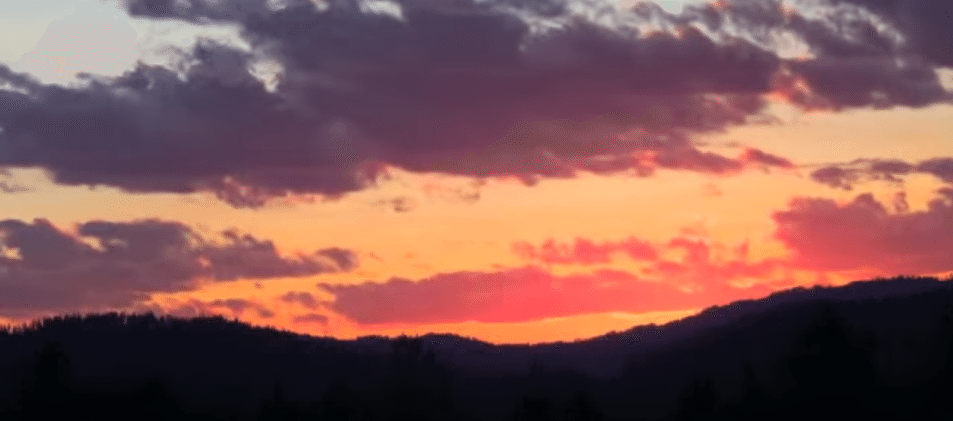 Enjoy Colorful Sunsets Coeur d'Alene