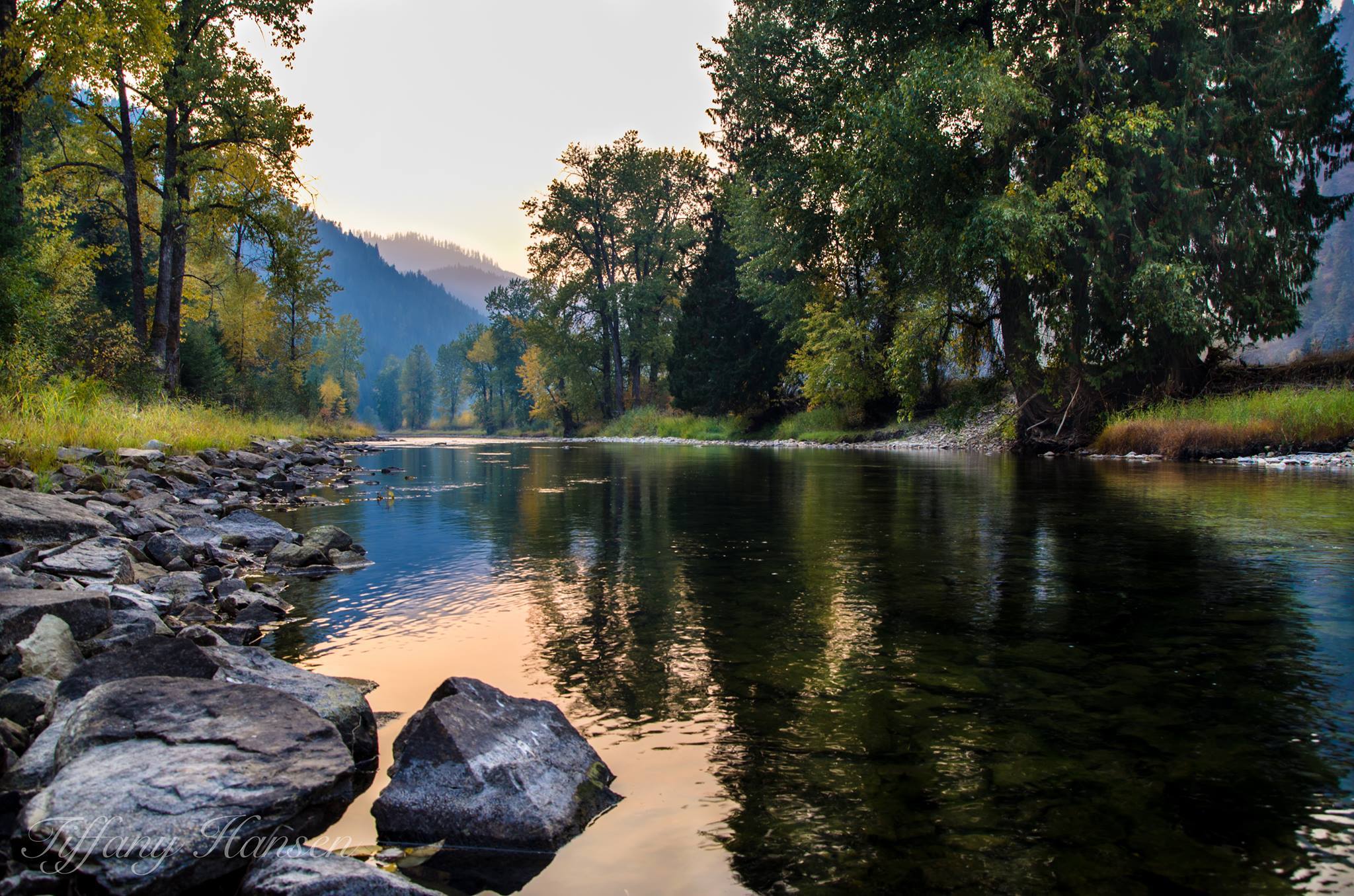 Coeur d'Alene River Enjoy CDA