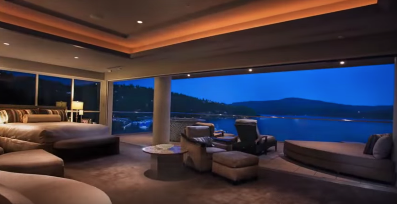 Enjoy The View Lake Coeur d'Alene At Night