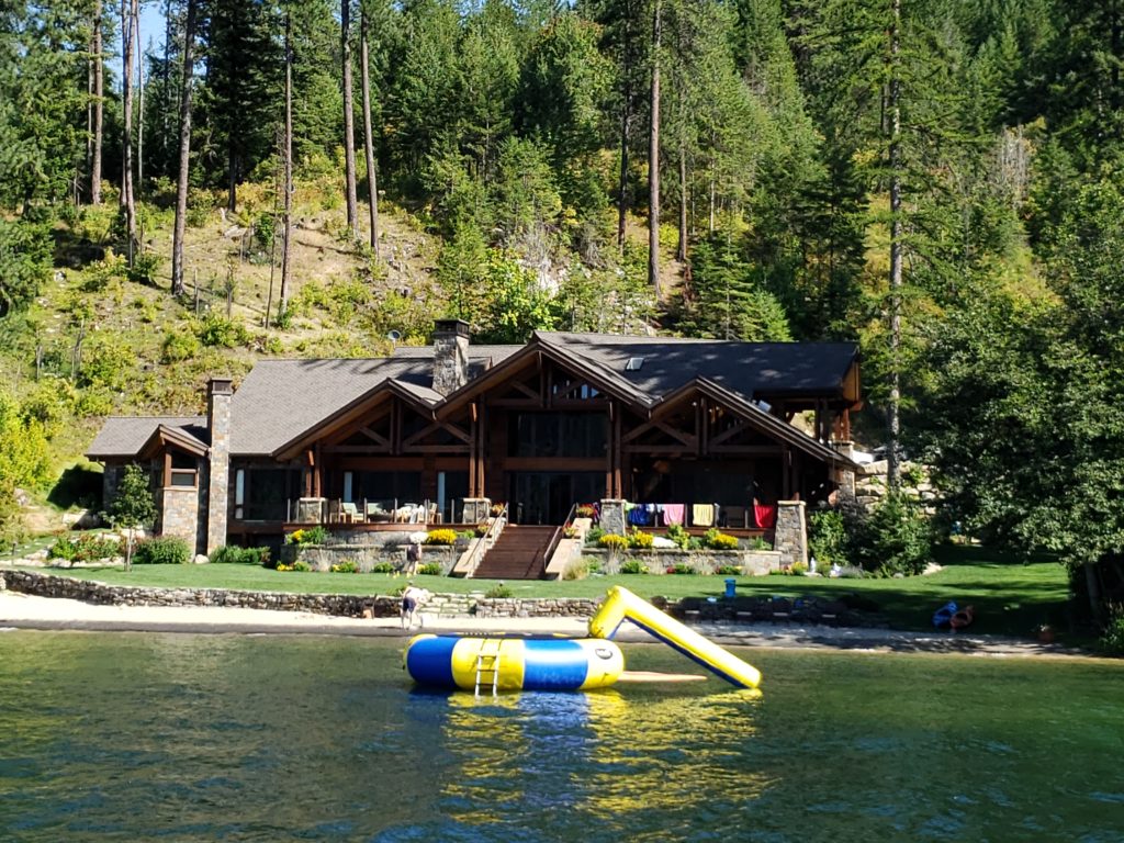 Lake Coeur d'Alene Waterfront Homes. Special Homes on the lake